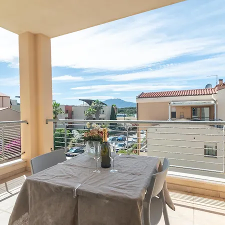 Topazio Apartament *